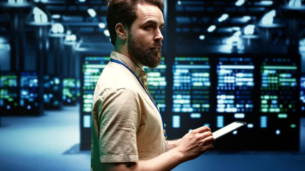 Hálózat és szerver üzemeltetés Folyamatos felügyeletet biztosítunk hálózatának, szervereinek